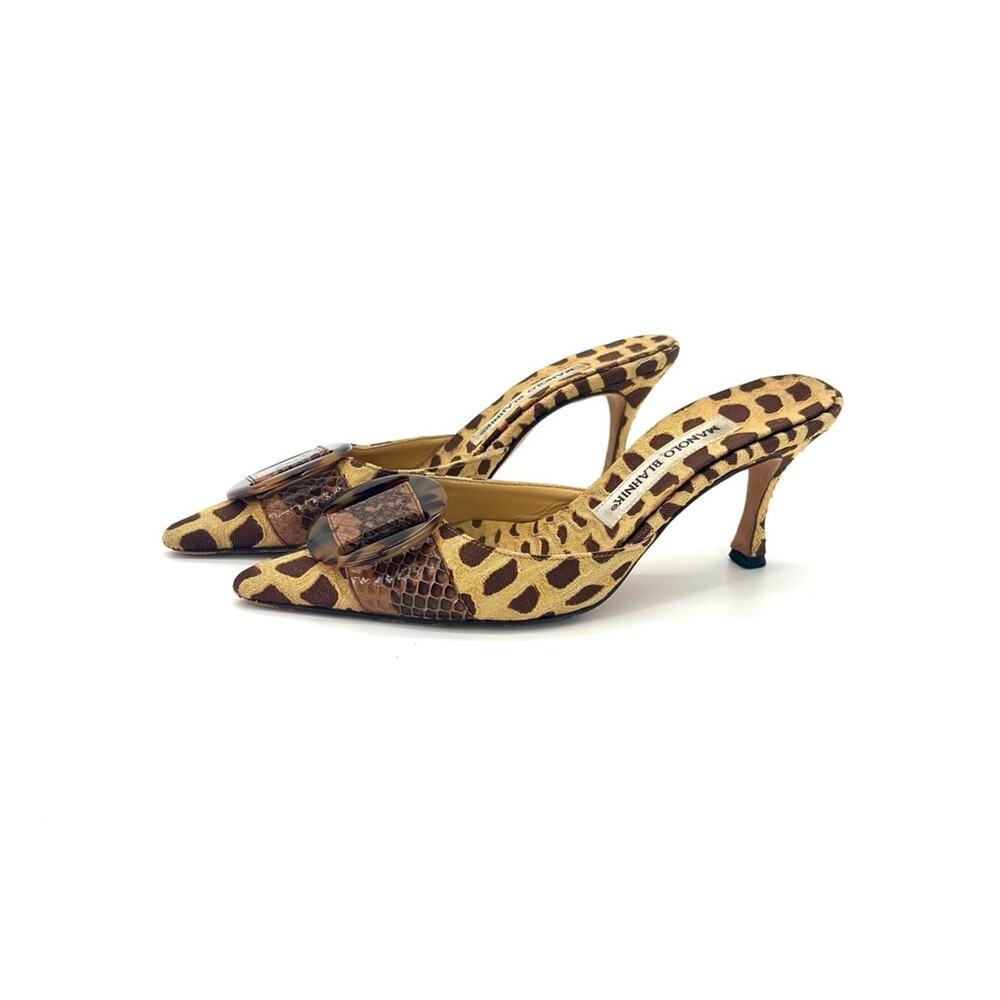 Manolo Blahnik Callamu Serpent Buckle Snakeskin Pointed Toe Mules 35.5